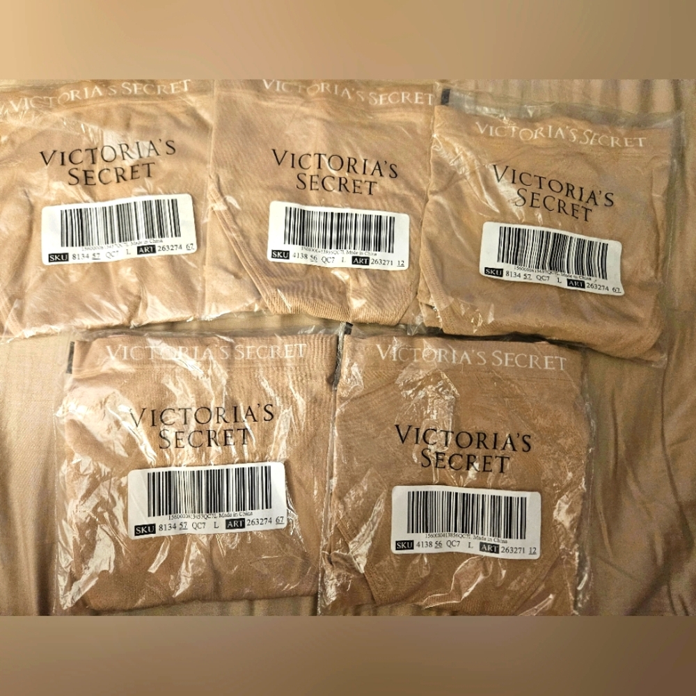 Lot of 5 Victoria’s Secret Seamless Panties Size Large - NWT Sealed in package
